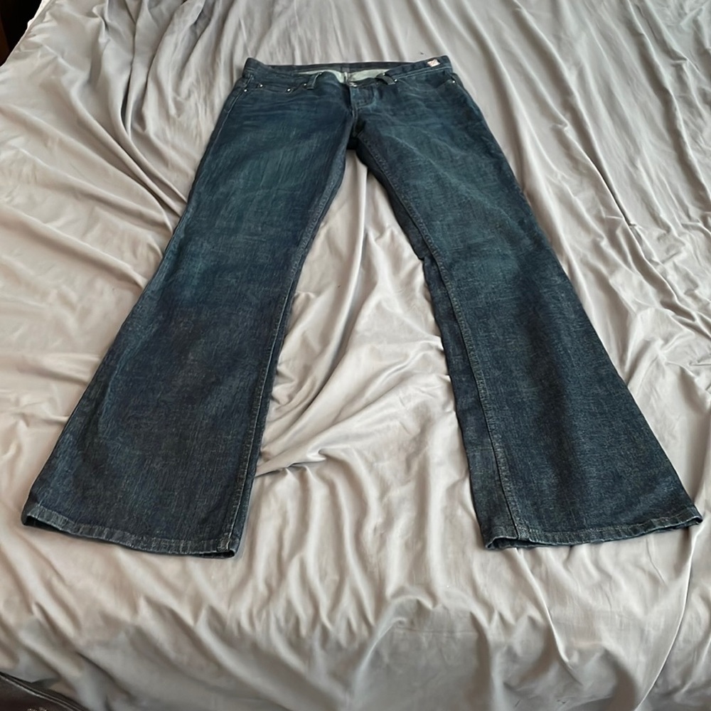 Express X2 Flare Leg Mid Lower Rise Jeans Size 6 Long​​​​​​​​​